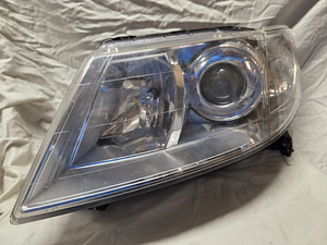 Subaru Tribeca esituled, headlight (2 foto / 8)