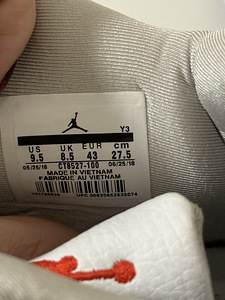 Nike JORDAN 4 Retro White Oreo — новинка! (4 фото из 10)