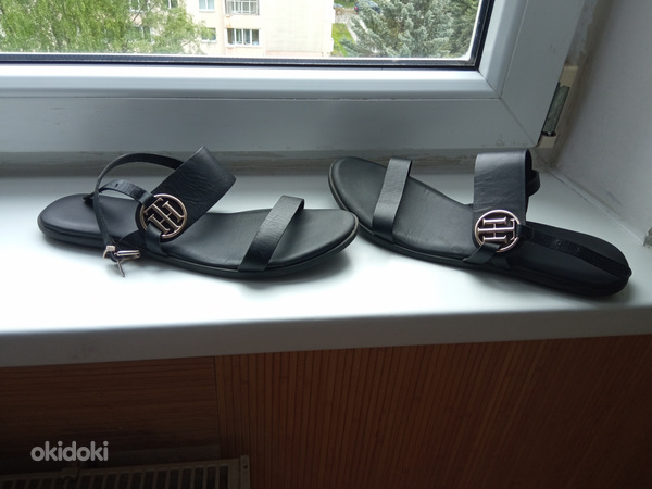 Tommy Hilfiger naiste sandaalid s.41