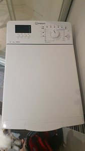 Pesumasin Indesit BTW D61053 (EU) (1 foto / 2)