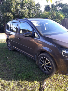 Продам WV TOURAN 110kw 2014 (11 фото из 14)