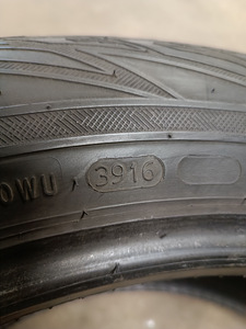 Продам резину Nokian WR SUV 3. 235 55 R19. (6 фото из 6)
