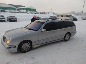 Мерседес бенз 320d (1 фото из 7)