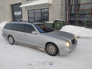 Мерседес бенз 320d (3 фото из 7)