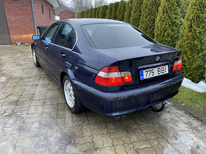 BMW 325i 141kw (10 foto / 10)