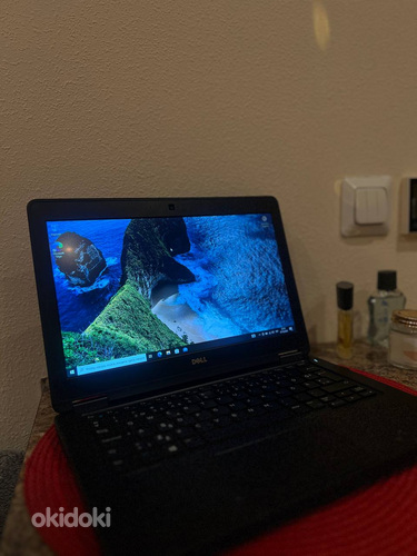 Ноутбук Dell Latitude E5570