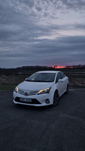 Toyota Avensis 2013 FACELIFT, 2.0 85kw (1 foto / 4)
