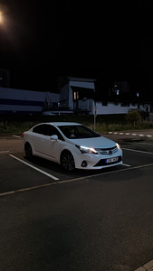 Toyota Avensis 2013 FACELIFT, 2.0 85kw (2 foto / 4)