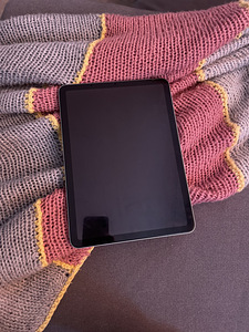 iPad air 4 2020 128gb (1 foto / 3)