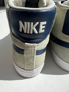 NIKE BLAZER 42.5 (4 фото из 5)