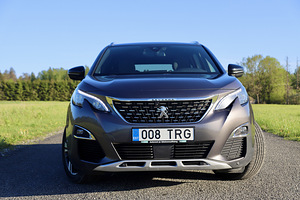 Peugeot 5008 GT Line, 2.0 130kw (4 foto / 14)
