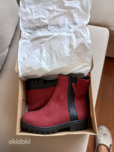 Новые женские ботинки фирмы SPROX 39 размер (бордовые) 15 € (фото #1)