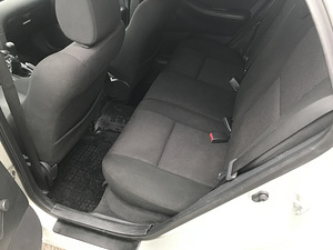 Toyota Corolla 1.4D-4D 2007 (8 foto / 15)