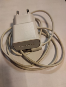 Samsung Galaxy Core LTE SM-386F (4 foto / 5)