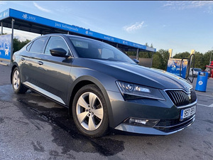 Skoda Superb 2016 1.8 benzin. (6 foto / 14)