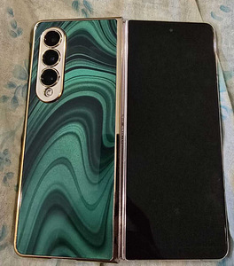 Müüa telefon Z fold 4 (2 foto / 4)