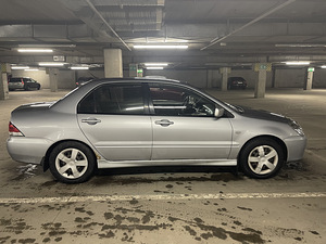 Mitsubishi Lancer 2004 1,6 72KW (4 foto / 9)