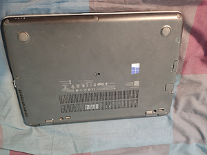 HP EliteBook 840 G3 (3 foto / 3)