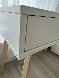 Müüa kirjutuslaud (3 foto / 3)