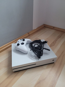 Xbox One S 1000GB (1 foto / 1)