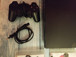Playstation 3 Slim 180GB (2 foto / 3)