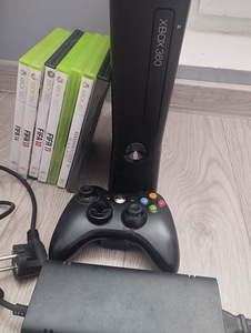 Xbox 360 250 ГБ мод. (1 фото из 5)