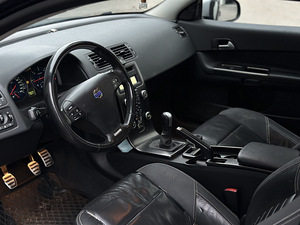 Volvo c30 r-design (6 foto / 10)