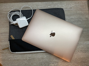 MacBook Air 13, 2018 (1 foto / 4)