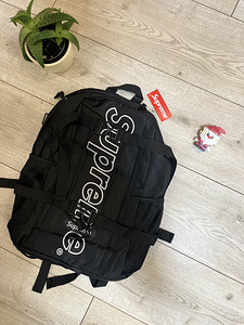 Supreme seljakott (1 foto / 2)