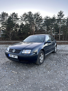 Volkswagen Bora 1,6 2005 (3 foto / 14)