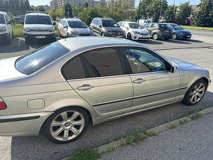 BMW 330 135 KW 2002 (6 foto / 7)