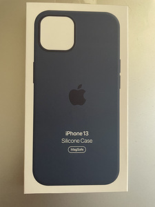 Силиконовый чехол для iPhone 13 (1 фото из 1)