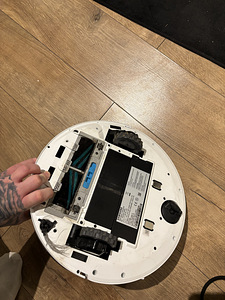 Робот пылесос Samsung jet bot (3 фото из 6)