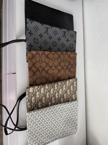 Müüa stiilsed naiste clutch’id / ümbrik-käekotid