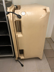 Kalakonteiner isotermiline, kaanega 600L (2 foto / 3)