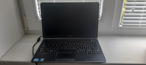 Laptop Dell Latitude E6230 (1 foto / 3)