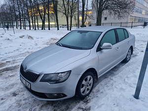 Прокат автомобилей (3 фото из 4)
