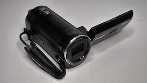 Sony HDR-PJ220 videokaamera (1 foto / 4)