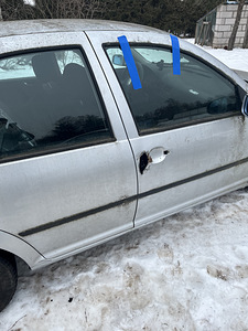 Обменяю Volkswagen bora 1.6 77kw (3 фото из 13)