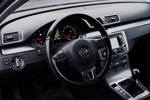 Volkswagen Passat 2.0 103 kW (3 foto / 4)