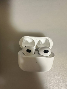 Airpods 3-го поколения (3 фото из 3)