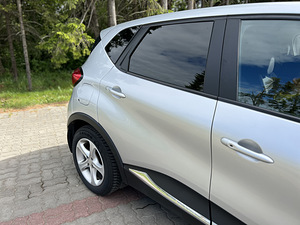 Renault Captur 1.5 66KW diisel 95г/см³ (7 foto / 12)