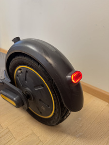 Электрический самокат Ninebot G30 Max (6 фото из 9)