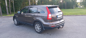 Honda CR-V 2010 (6 foto / 8)
