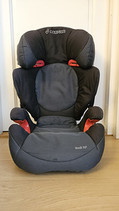 Maxi cosi tobi (1 foto / 4)