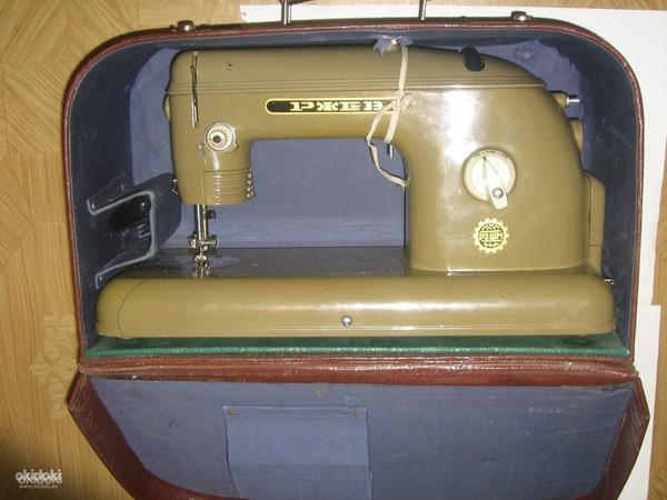 Швейная машина, рабочее состояние (фото #1)