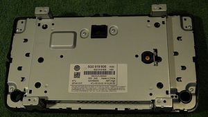 VW Golf/Passat/Touran/Crafter 5G0 экран (2 фото из 3)