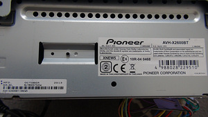Pioneer AVH-X2600BT (8 foto / 10)