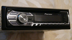 Pioneer DEH-4500BT (3 foto / 6)