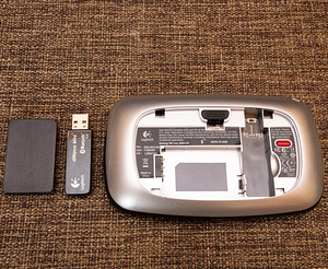 Logitech DiNovo Mini (3 foto / 3)